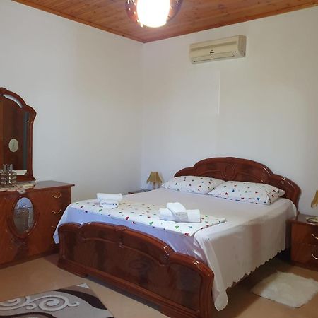 Sara Guesthouse Berat Eksteriør bilde