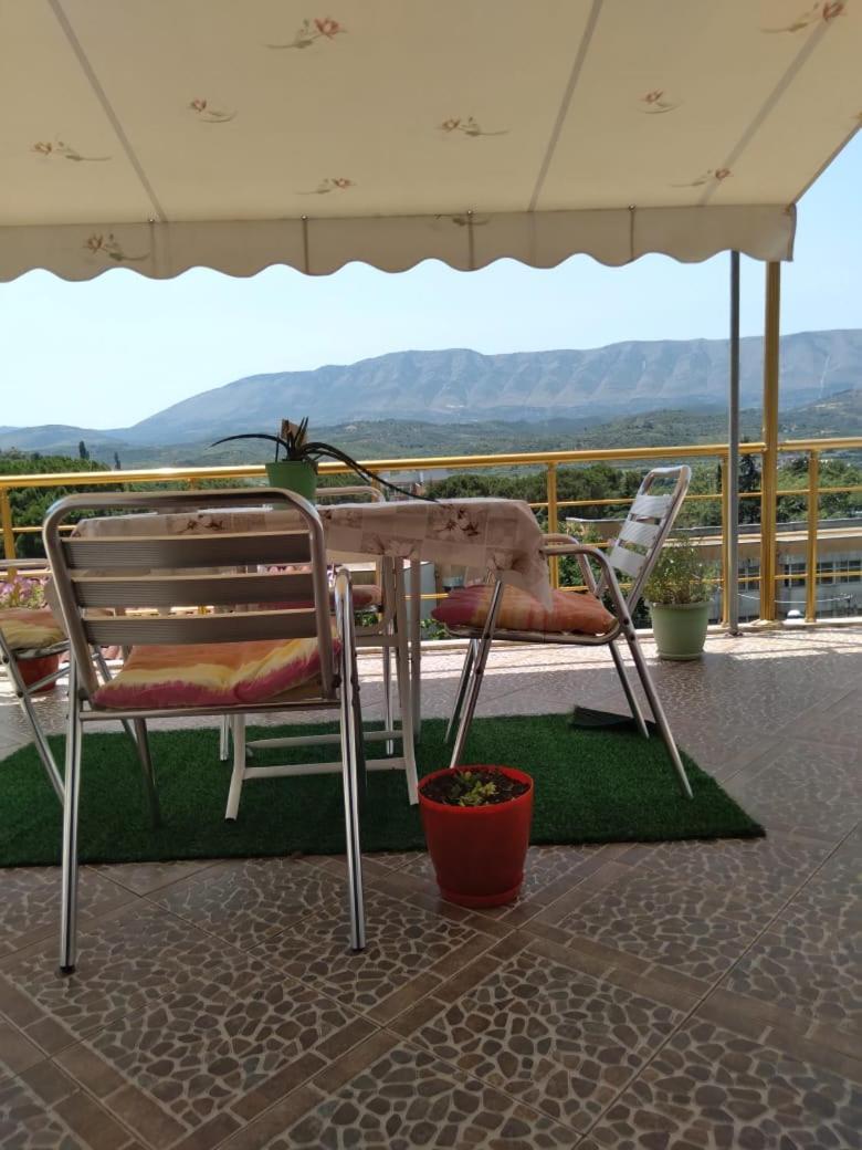 Sara Guesthouse Berat Eksteriør bilde