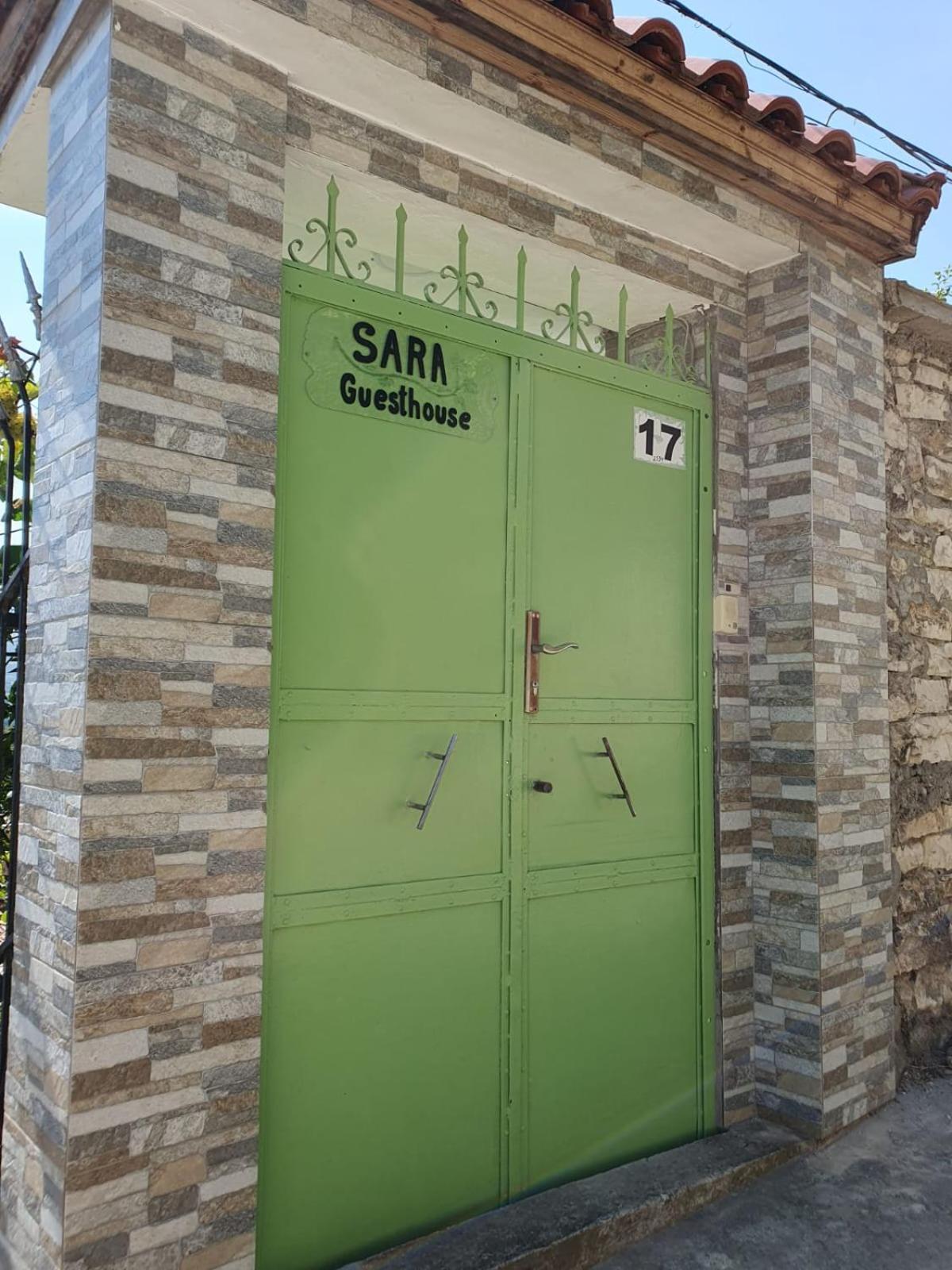 Sara Guesthouse Berat Eksteriør bilde