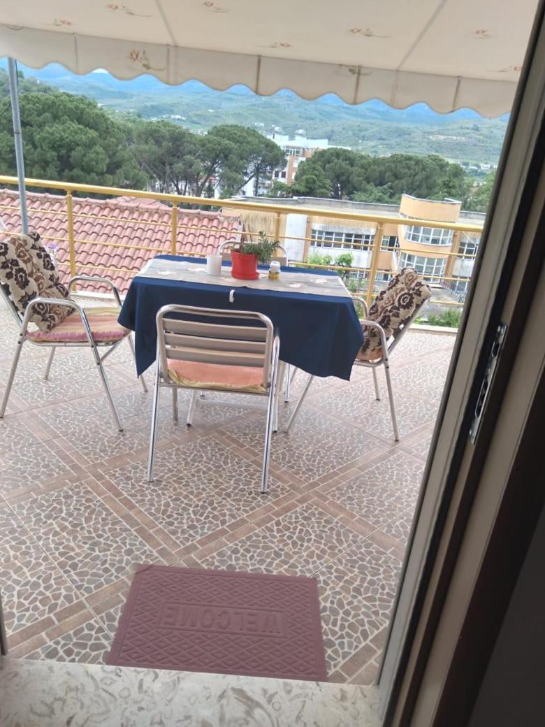 Sara Guesthouse Berat Eksteriør bilde